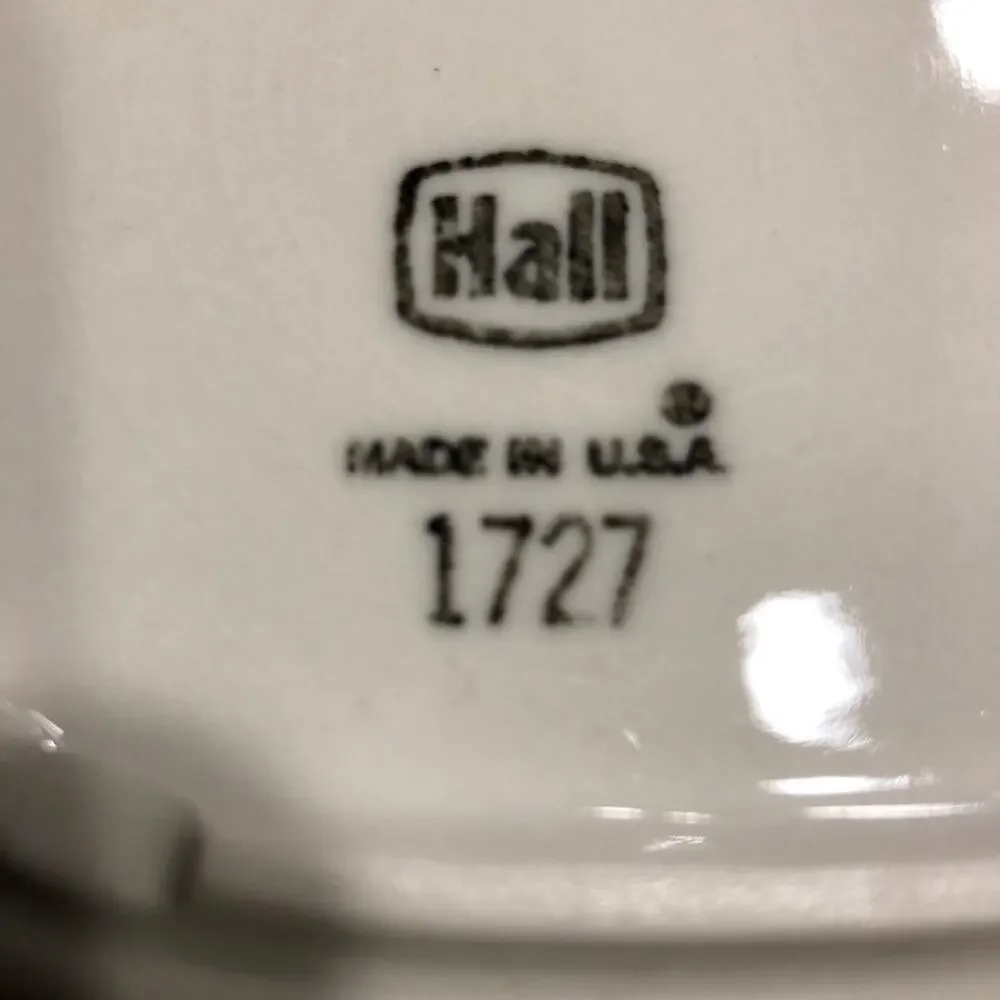 Hall Pottery USA 1727‎ Small Plate